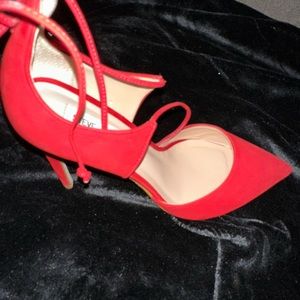 Gently worn maybe twice (only looks worn on the bottom) still look fairly new!